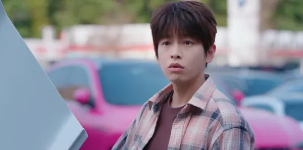 年少有为第9集剧照